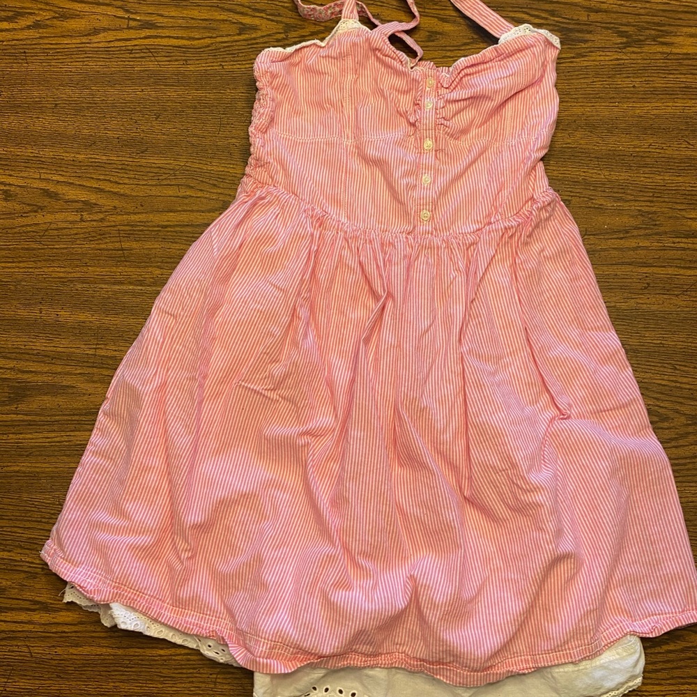 ❤️Pink and white strip dress with floral straps❤️